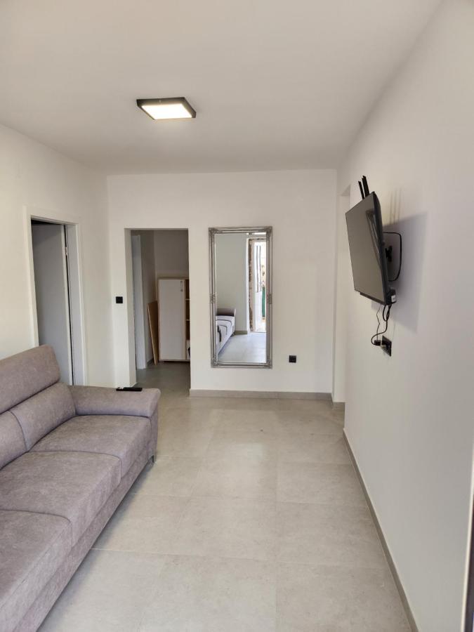 H&D Apartment Sumartin Eksteriør bilde